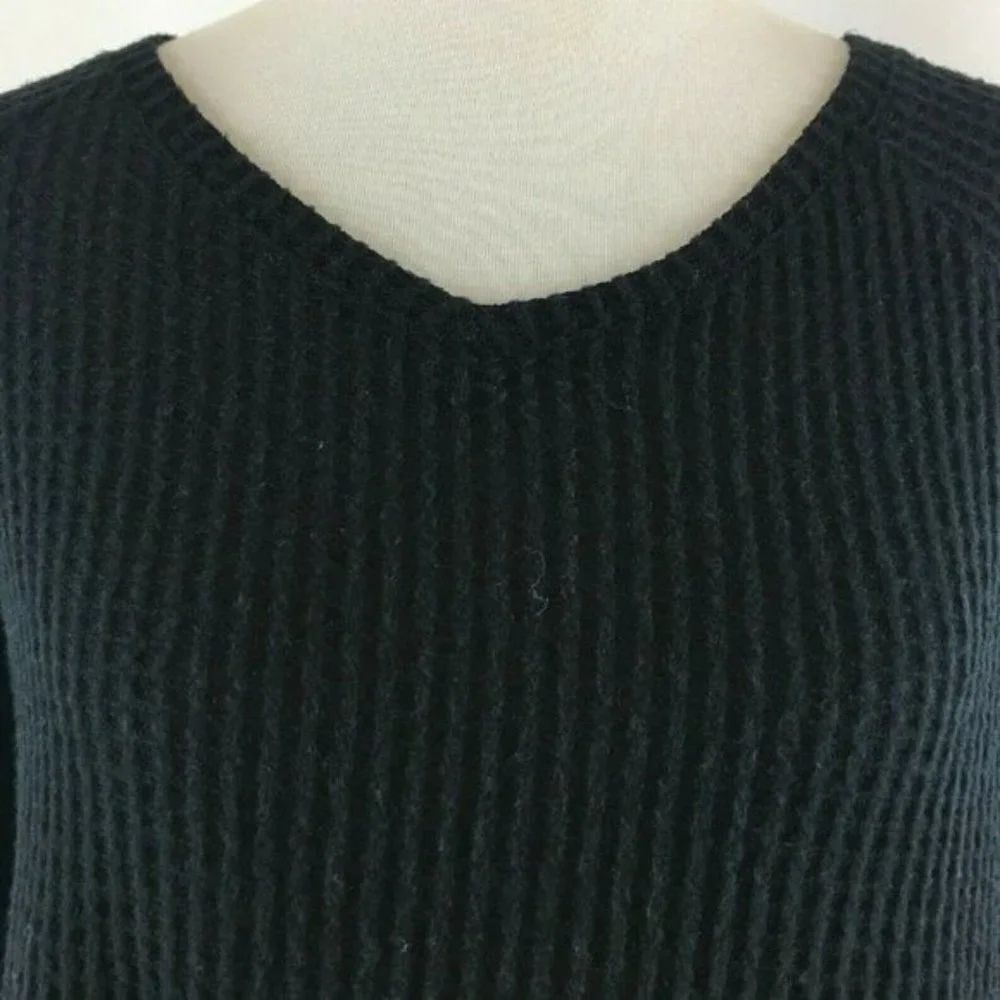 Caslon Black Cozy V-Neck Waffle Knit Tee - Picture 8 of 16